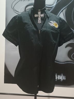 Harley-Davidson Black Zip Up Shirt with Yellow Patch. Size XL